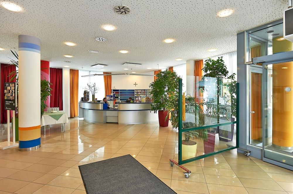Hotel Kolping Wien Zentral Exterior foto