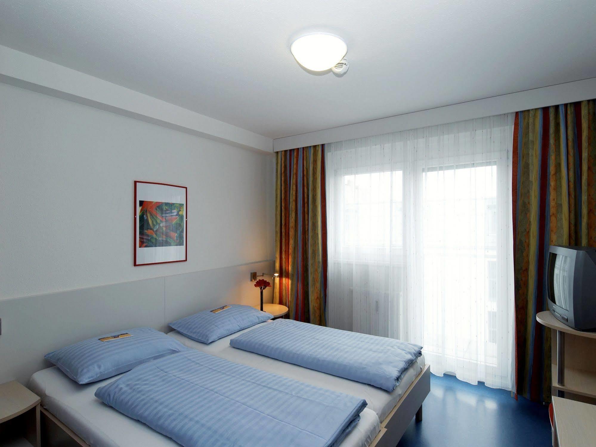 Hotel Kolping Wien Zentral Exterior foto