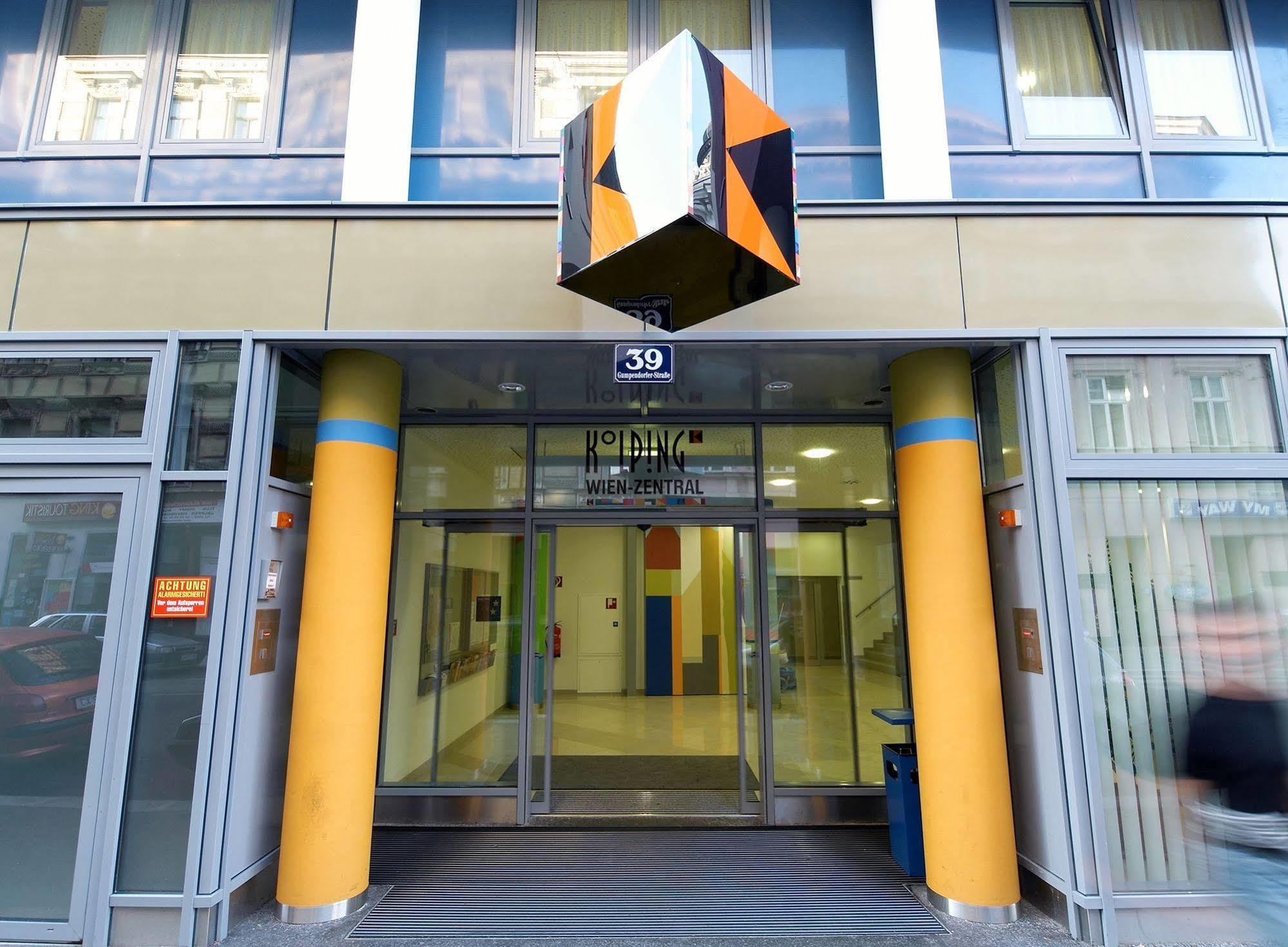 Hotel Kolping Wien Zentral Exterior foto